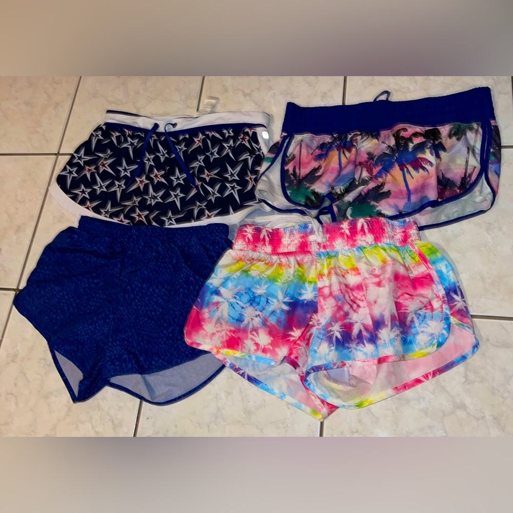 14. Workout athletic shorts bundle (4) blue yellow pink stars  size S-M
